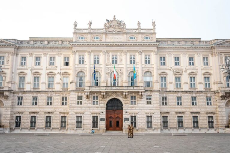 Sondaggi politici, la fiducia nel governo Meloni scende al 34%